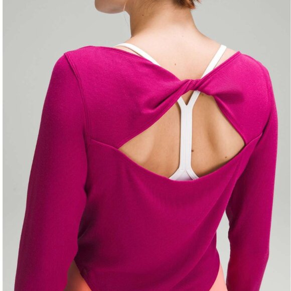 #400 Lululemon ribbed Modal Silk Twist-Back Yoga Long-Sleeve Shirt Wild Berry - Picture 3 of 9